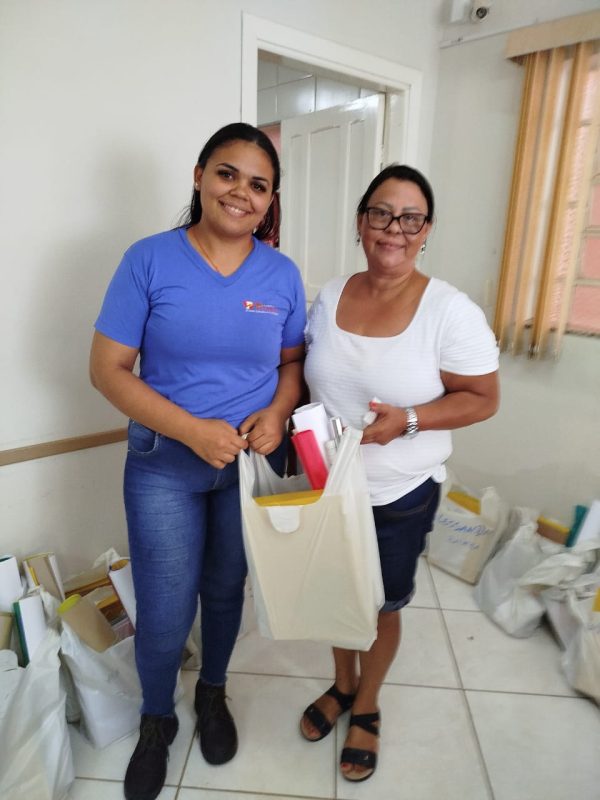 Entrega do material escolar - 2025