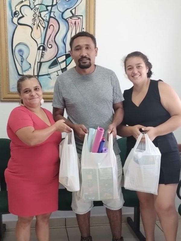 Entrega do material escolar - 2025