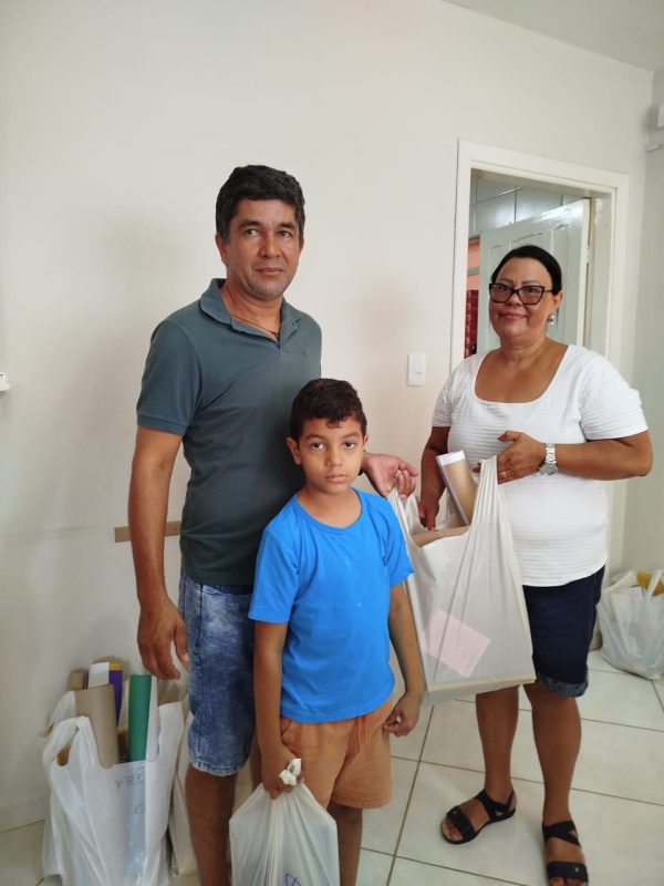 Entrega do material escolar - 2020