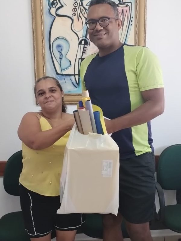 Entrega do material escolar - 2025